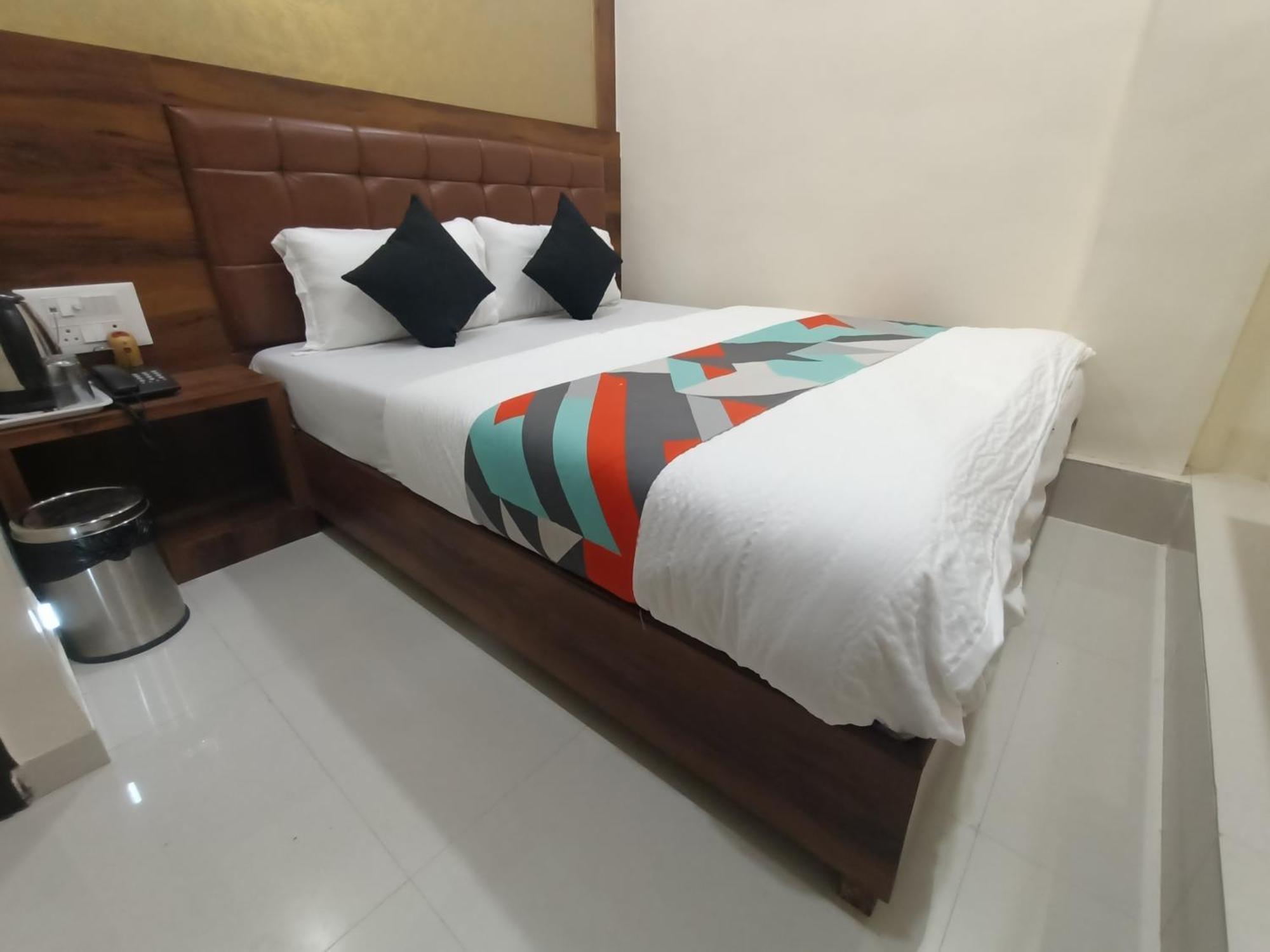 Lavender - In Andheri East * Bombaj