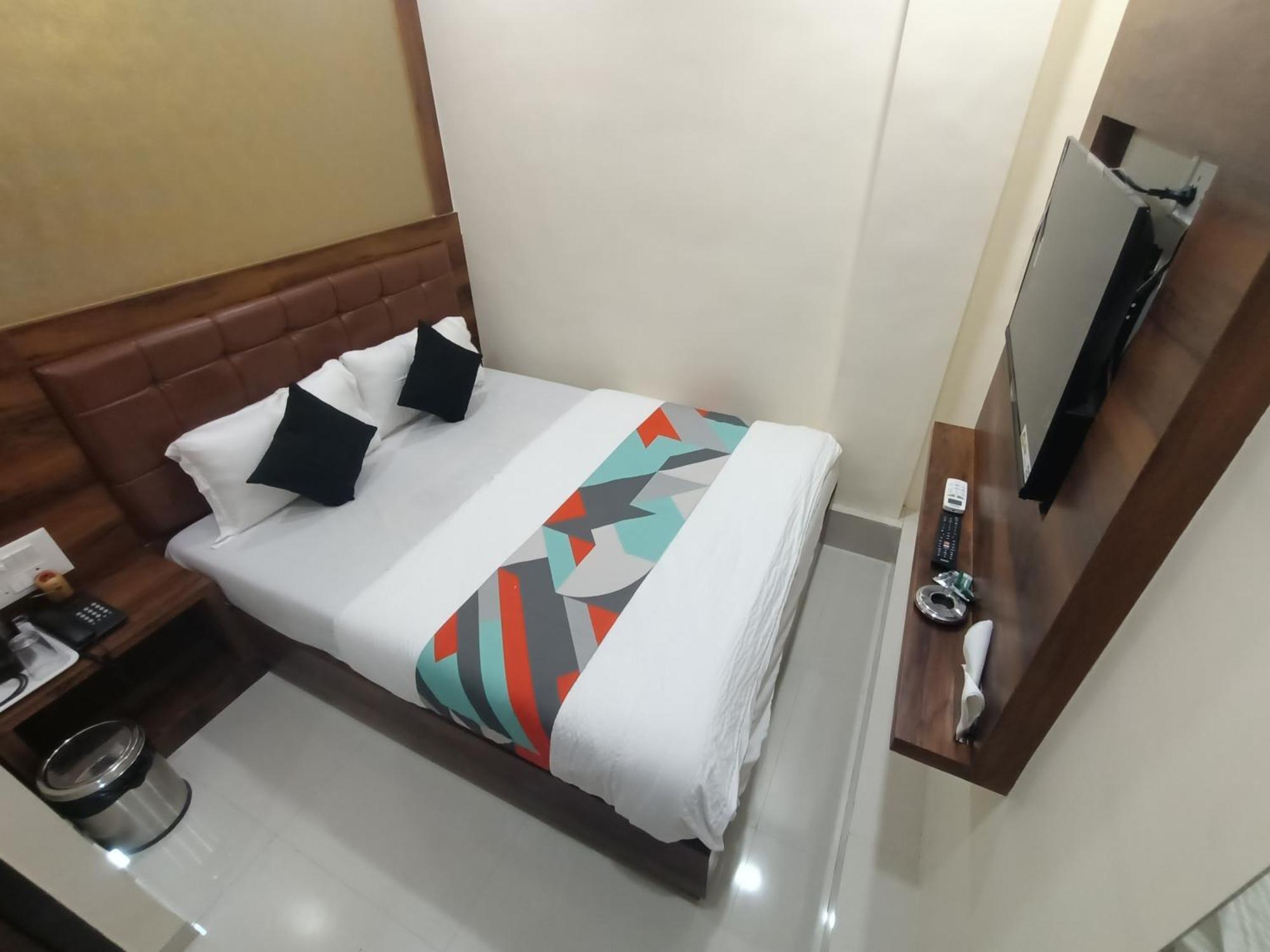 Lavender - In Andheri East Hotel Bombaj